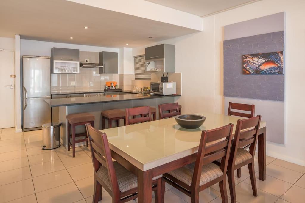 3-bed Center Spacious & Secure *