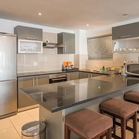 3-Bed City Center Spacious & Secure Cape Town Exterior photo