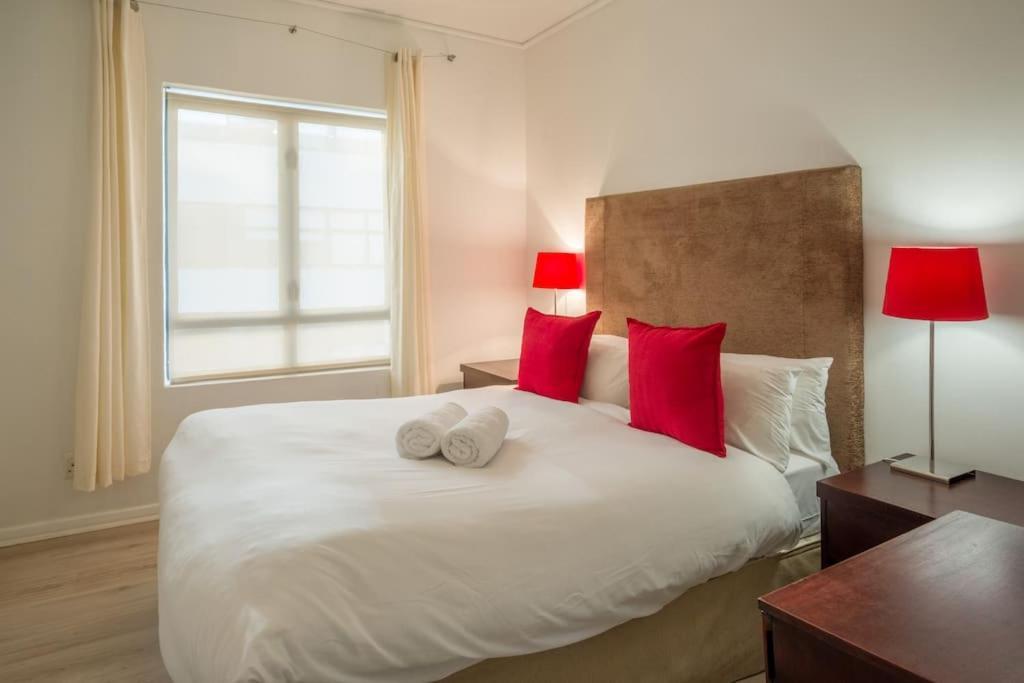 3-bed Center Spacious & Secure * Cape Town